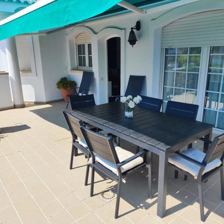 Chalet adosado en calle Tarragona, 24