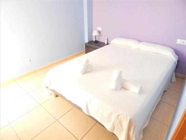 Casa independiente en calle Higuera, 1