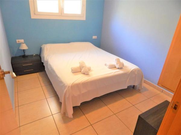 Casa independiente en calle Higuera, 1