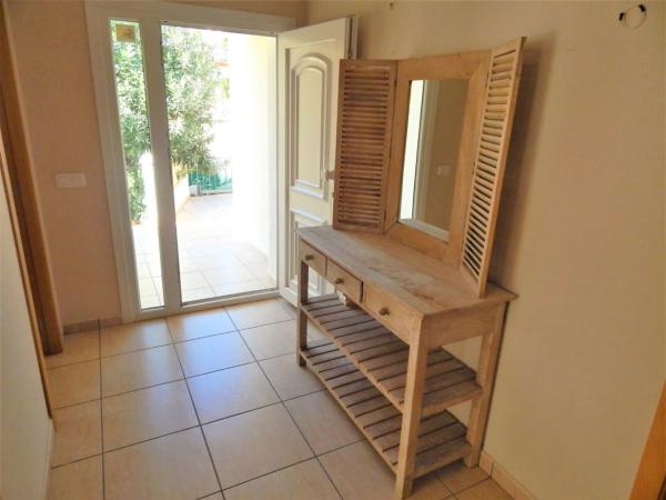 Casa independiente en calle Higuera, 1