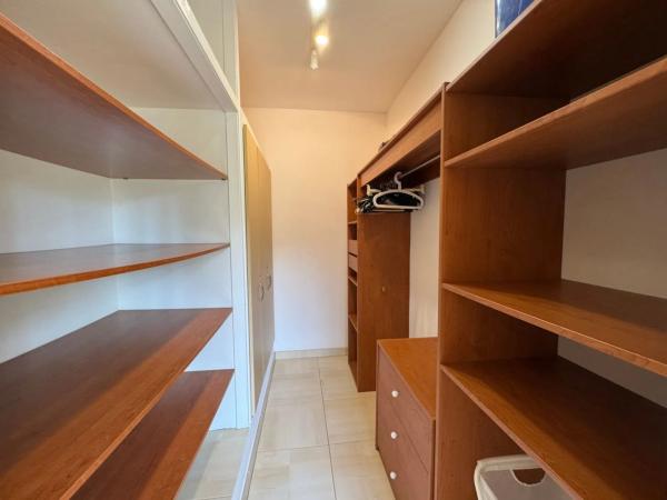 Casa independiente en calle Río Turia