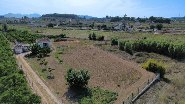 Finca rústica en via Calles Desconocidas