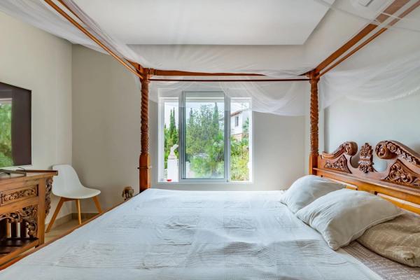 Casa independiente en calle Crevillente