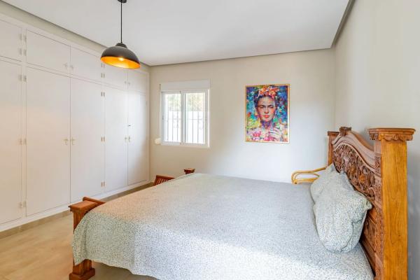 Casa independiente en calle Crevillente