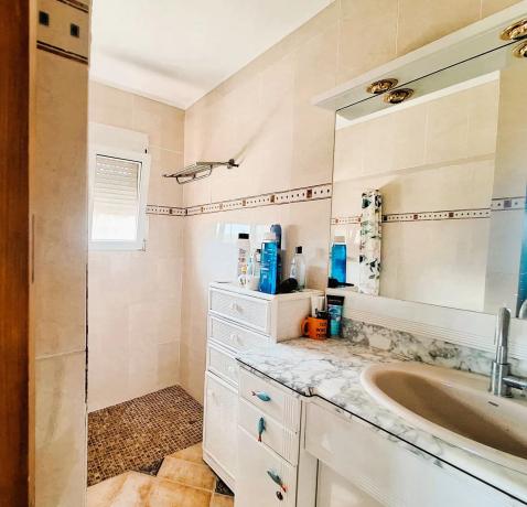 Casa independiente en calle Avellano, 24