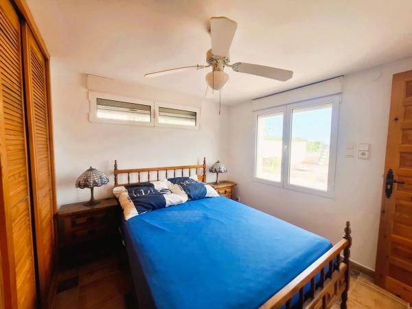 Casa independiente en calle Avellano, 24