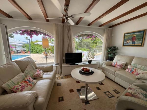 Casa independiente en calle Casablanca