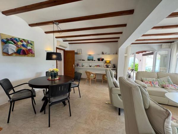 Casa independiente en calle Casablanca