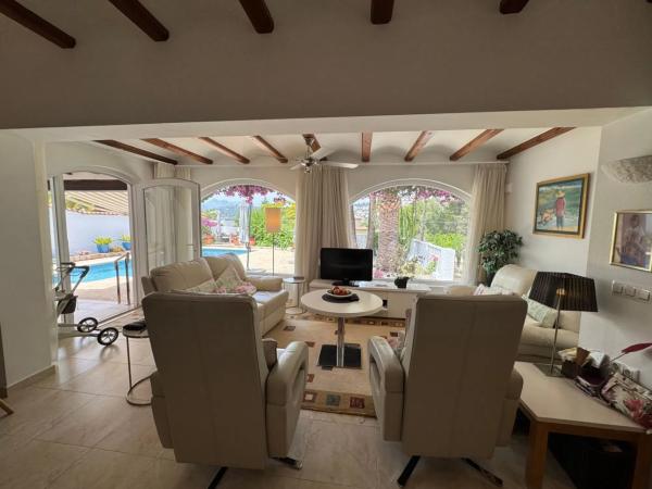 Casa independiente en calle Casablanca