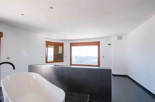 Casa independiente en calle Benigànim