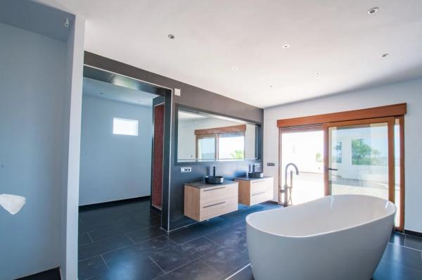 Casa independiente en calle Benigànim