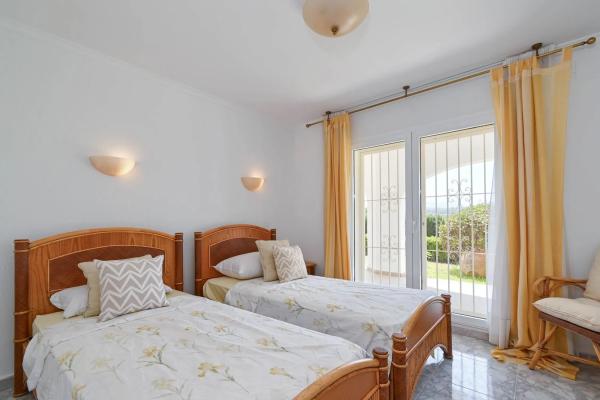 Casa independiente en calle Mar Marmara