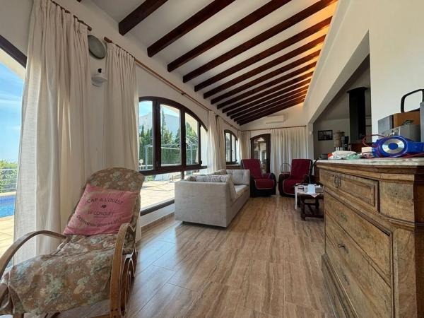 Casa independiente en calle Elche