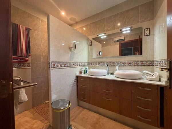 Casa independiente en calle Elche