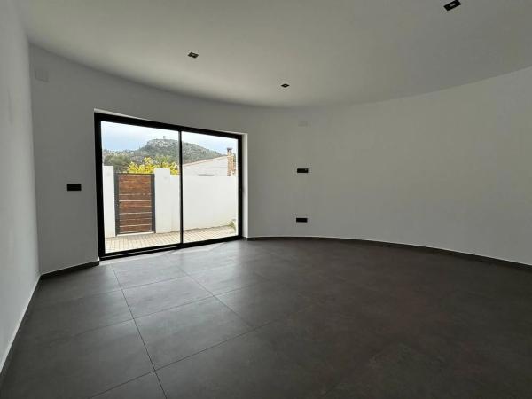 Casa independiente en calle Puerto de Espasante