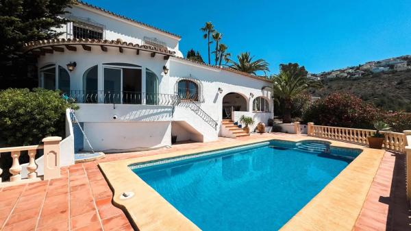 Casa independiente en calle Alcalá, 27 -1