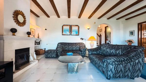 Casa independiente en calle Alcalá, 27 -1