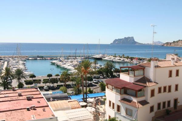 Casa independiente en calle Océano Ártico