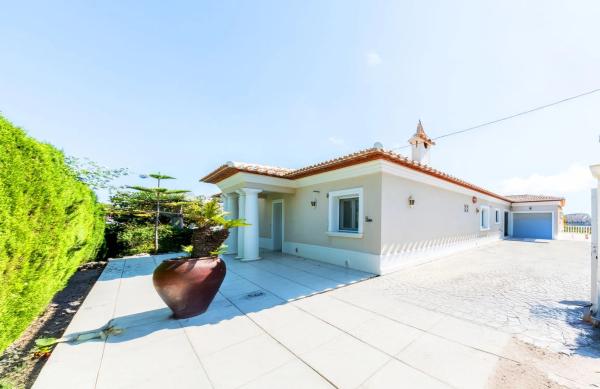 Chalet en calle Jilguero, 3