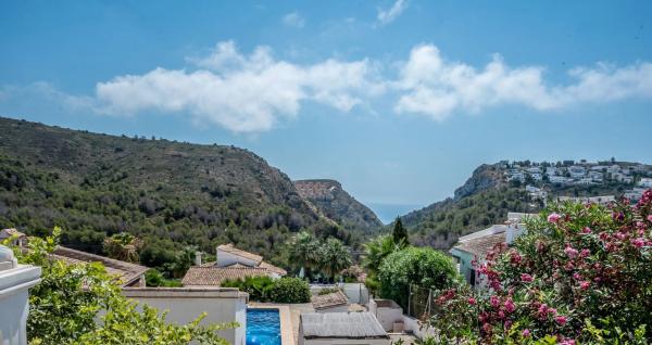 Chalet en calle Jilguero, 3