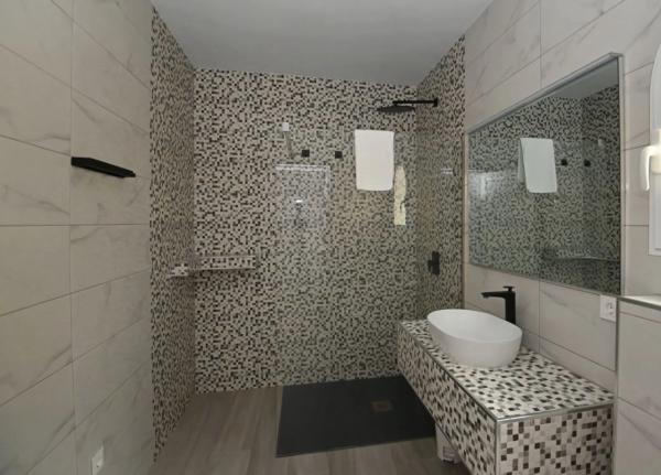 Casa independiente en calle Alcántara