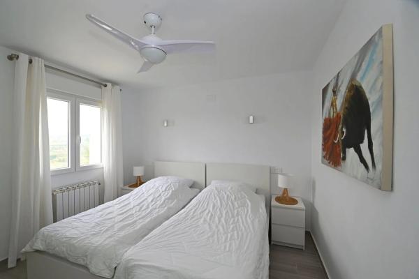 Casa independiente en calle Alcántara