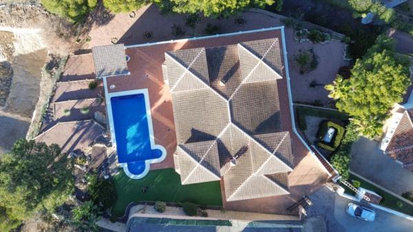 Casa independiente en calle Martín Pescador