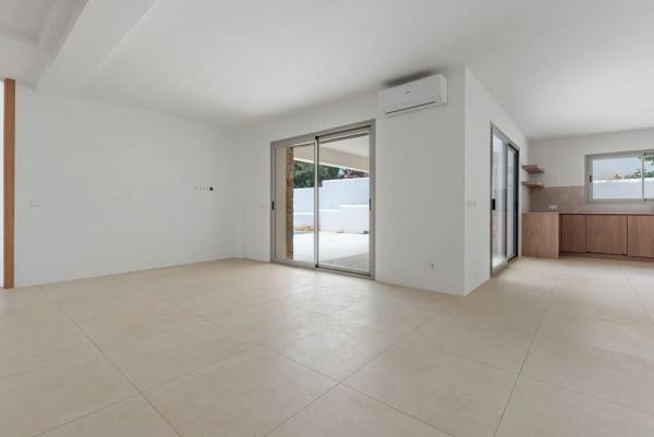 Casa independiente en calle Cabo Finisterre, 31