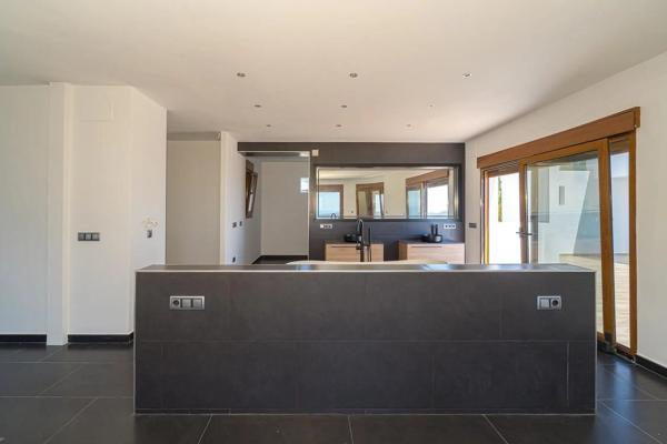 Casa independiente en calle Benigànim