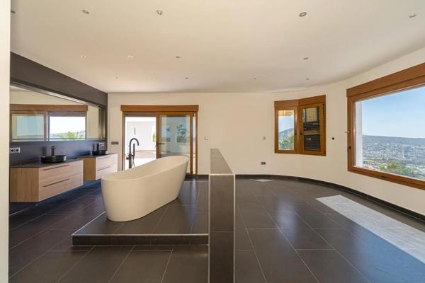 Casa independiente en calle Benigànim