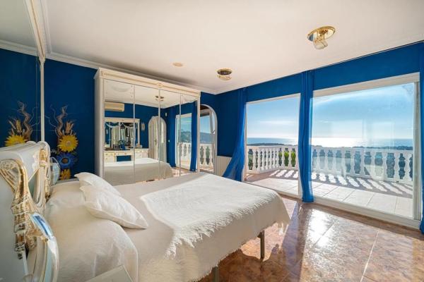 Casa independiente en calle Chopo