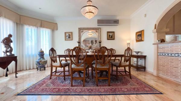 Casa independiente en calle la Carrasqueta