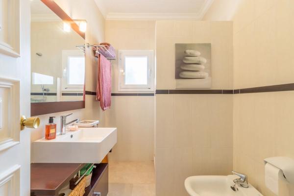 Casa independiente en calle Océano Ártico