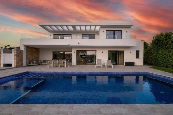 Casa independiente en calle Mar de Creta, 1