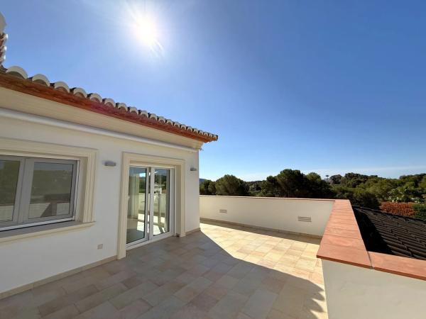 Casa independiente en calle Enebro