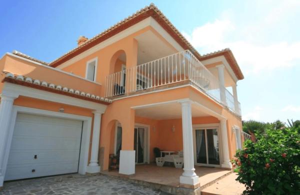 Chalet en Pinar de Advocat-Cometa