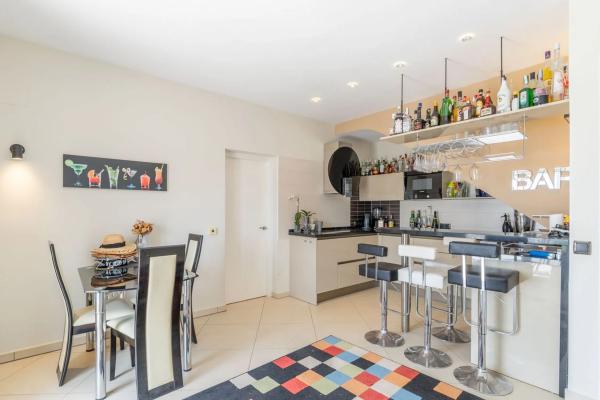 Casa independiente en calle Puertollano