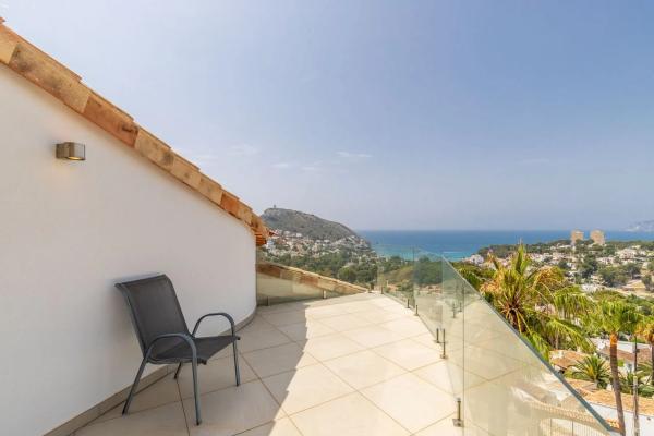 Casa independiente en calle Puertollano