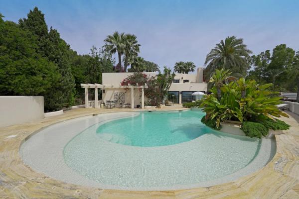 Casa independiente en calle Aitana