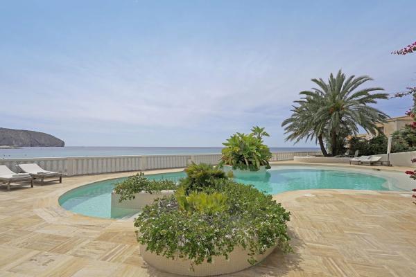 Casa independiente en calle Aitana