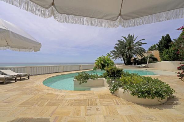 Casa independiente en calle Aitana