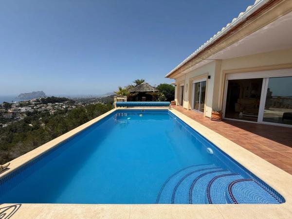 Casa independiente en calle Tonyina