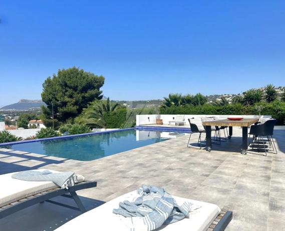 Casa independiente en calle Aragó