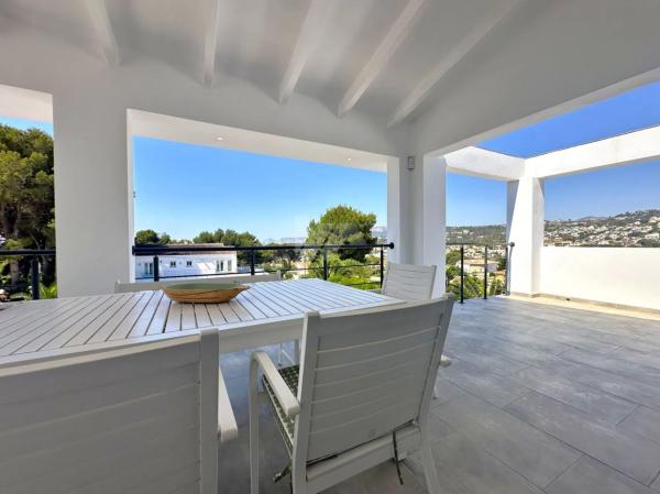 Casa independiente en calle Aragó