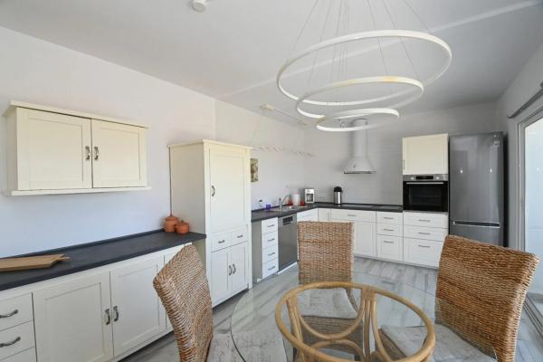 Casa independiente en calle Alcántara