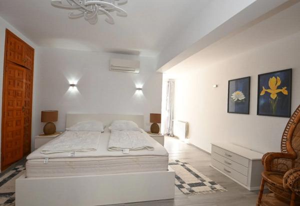 Casa independiente en calle Alcántara