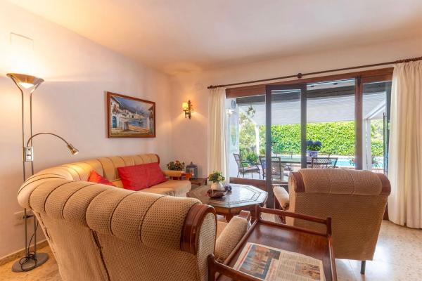 Casa independiente en calle Río Segre