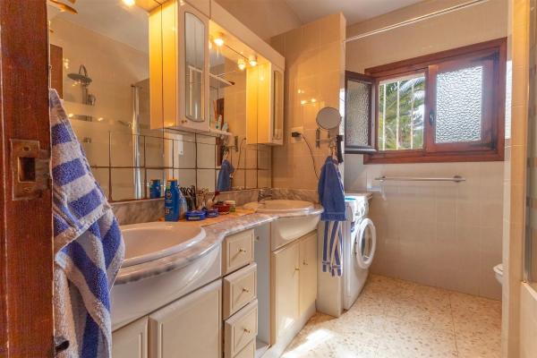 Casa independiente en calle Río Segre