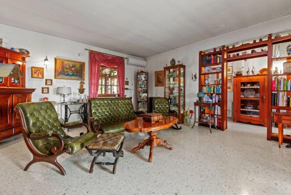 Casa independiente en calle Paloma