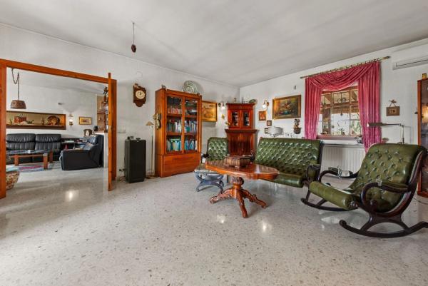 Casa independiente en calle Paloma